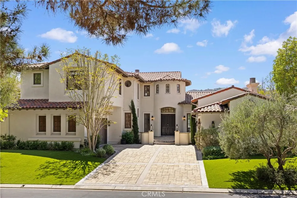 17 Canada Oaks Trabuco Canyon, CA 92679