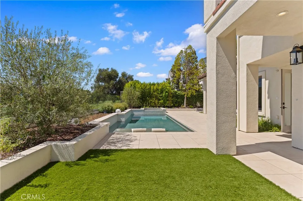17 Canada Oaks Trabuco Canyon, CA 92679