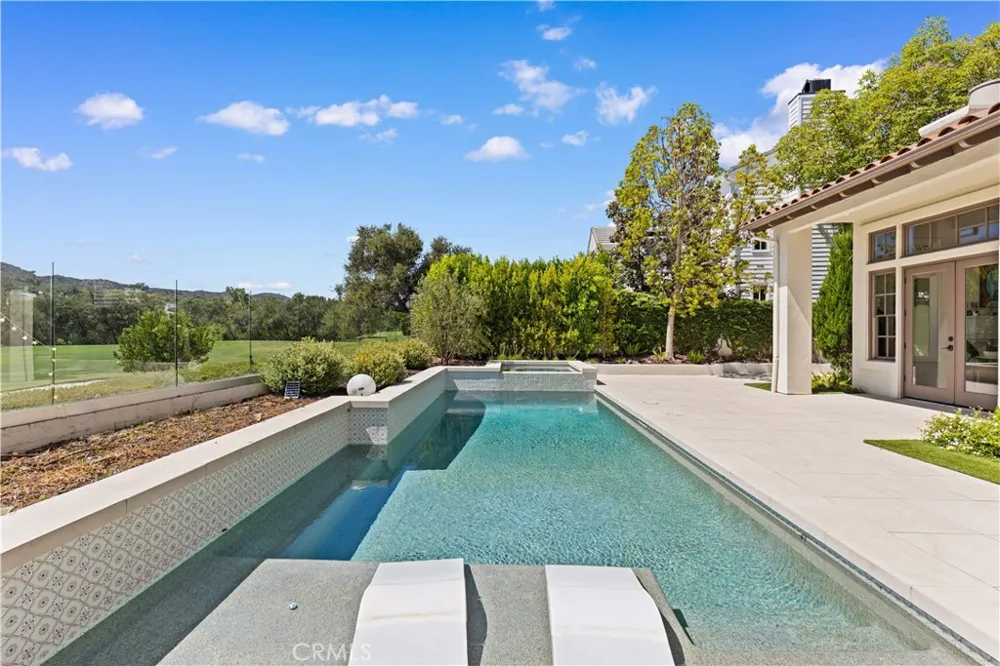 17 Canada Oaks Trabuco Canyon, CA 92679