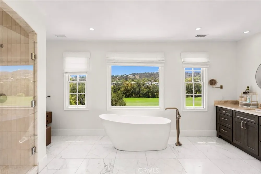 17 Canada Oaks Trabuco Canyon, CA 92679