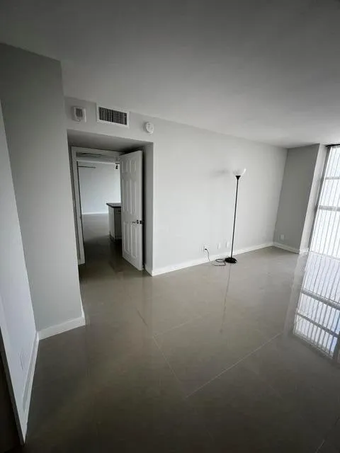 200 Leslie Drive #1128 Hallandale Beach, FL 33009