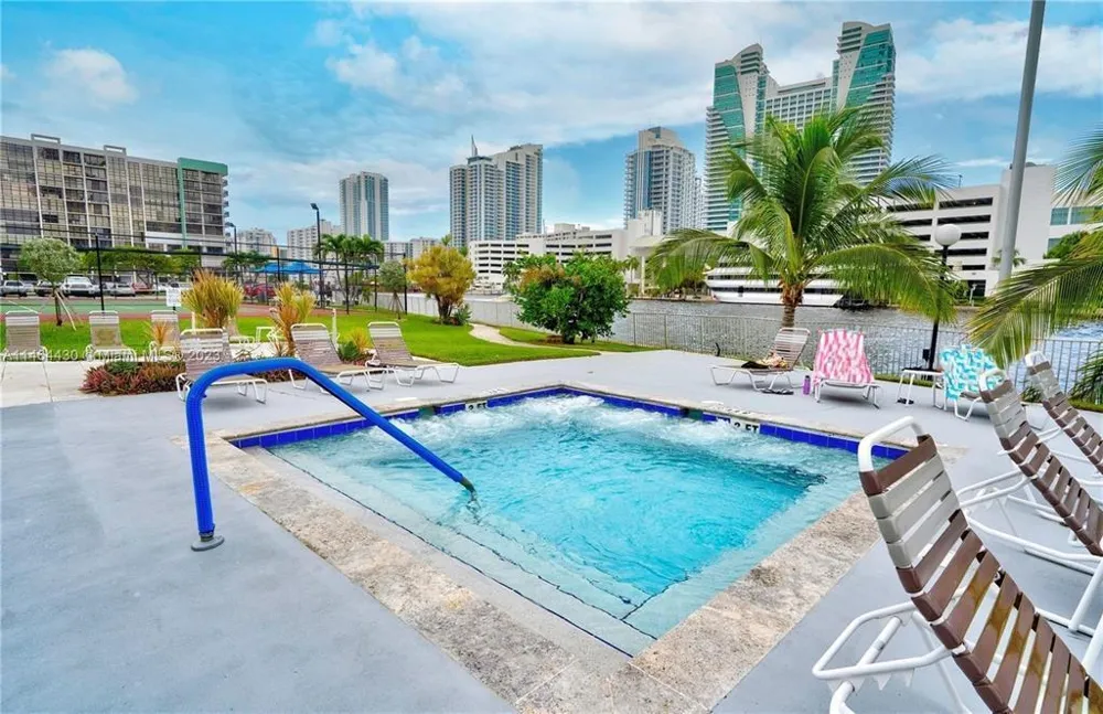 200 Leslie Drive #1128 Hallandale Beach, FL 33009