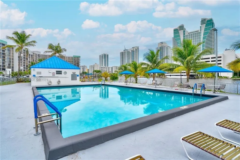 200 Leslie Drive #1128 Hallandale Beach, FL 33009