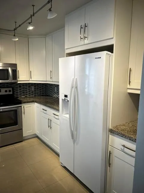 200 Leslie Drive #1128 Hallandale Beach, FL 33009