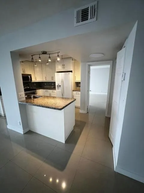 200 Leslie Drive #1128 Hallandale Beach, FL 33009