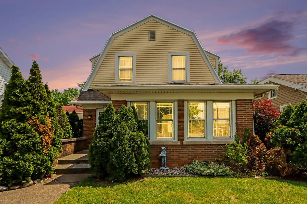 330 Riverview Drive Kalamazoo, MI 49004