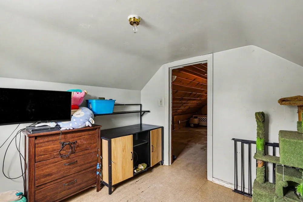 1636 Delwood Avenue SW Wyoming City, MI 49509