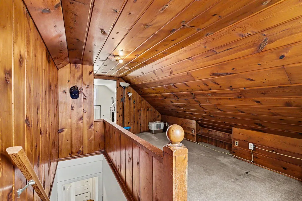1636 Delwood Avenue SW Wyoming City, MI 49509