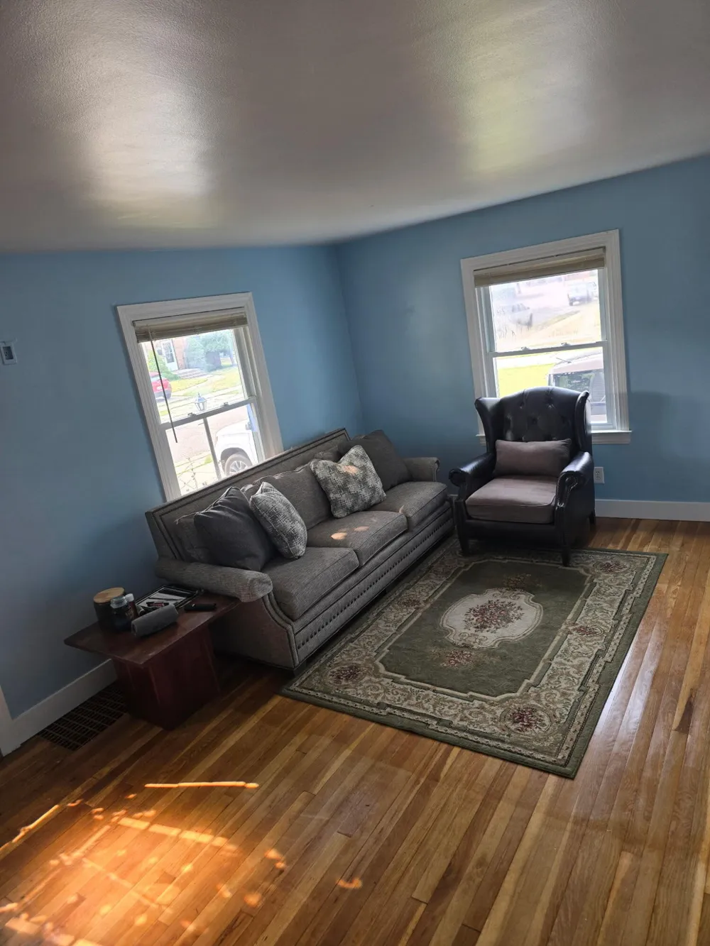 1636 Delwood Avenue SW Wyoming City, MI 49509