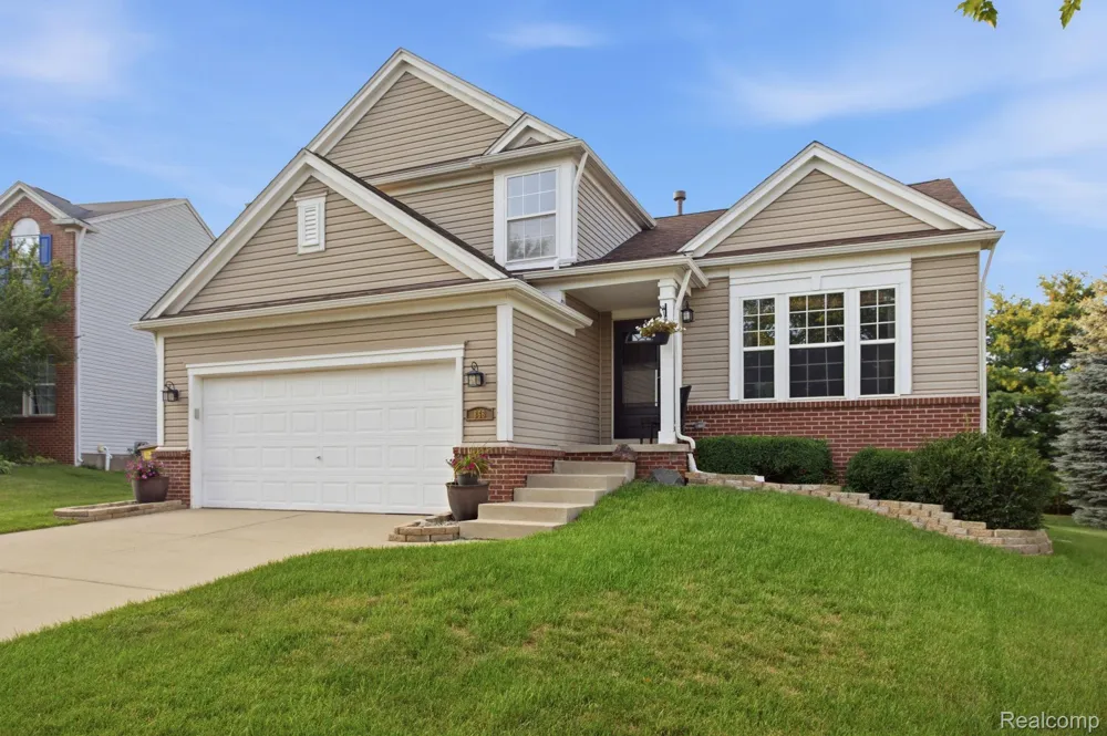 866 Canyon Creek Drive Holly Township, MI 48442