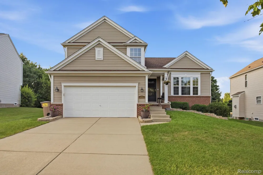866 Canyon Creek Drive Holly Township, MI 48442
