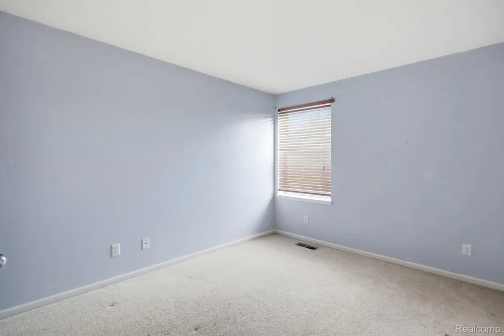 866 Canyon Creek Drive Holly Township, MI 48442