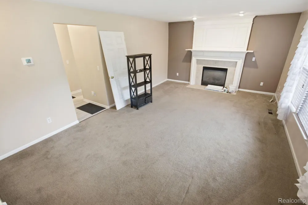 866 Canyon Creek Drive Holly Township, MI 48442