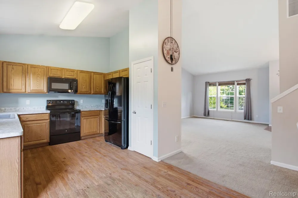 866 Canyon Creek Drive Holly Township, MI 48442
