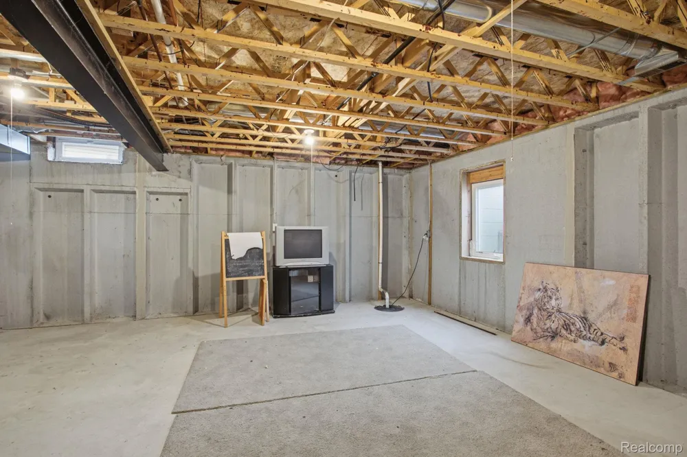 866 Canyon Creek Drive Holly Township, MI 48442