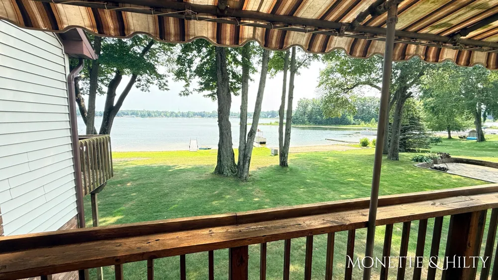 2883 Lakeshore Road Dalton Township, MI 49457
