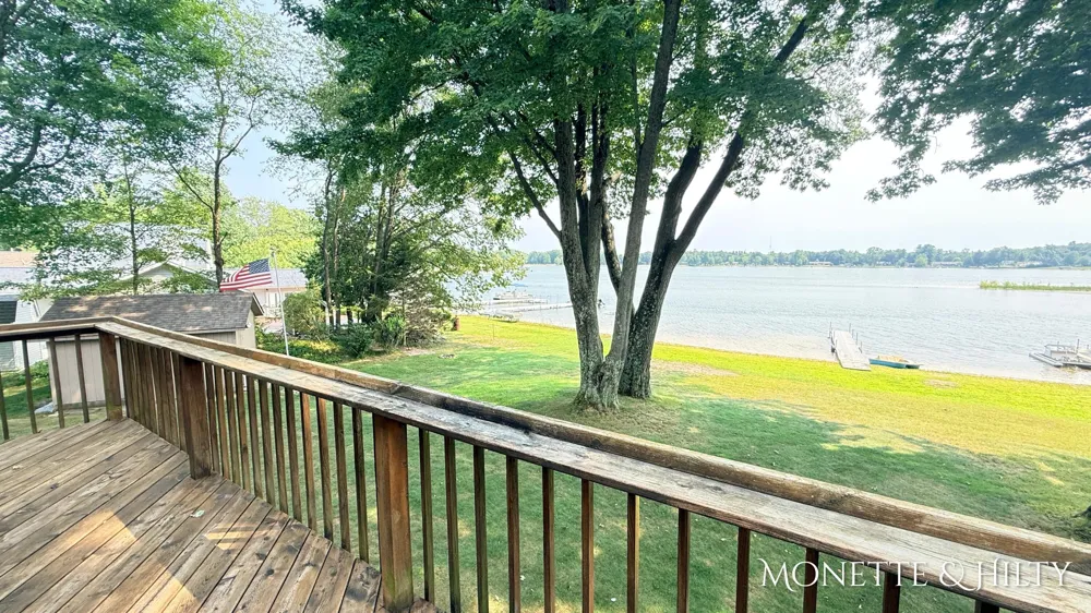 2883 Lakeshore Road Dalton Township, MI 49457