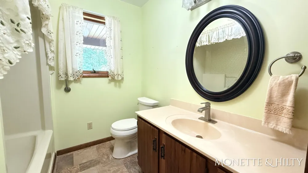 2883 Lakeshore Road Dalton Township, MI 49457