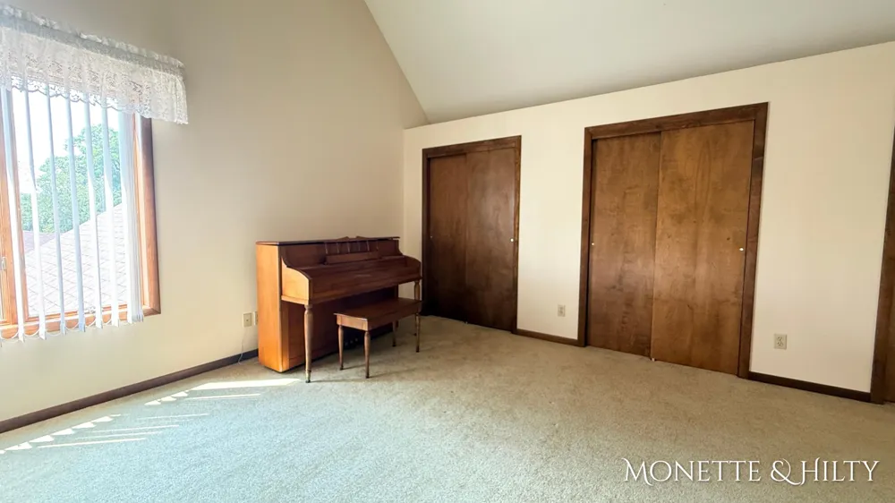 2883 Lakeshore Road Dalton Township, MI 49457