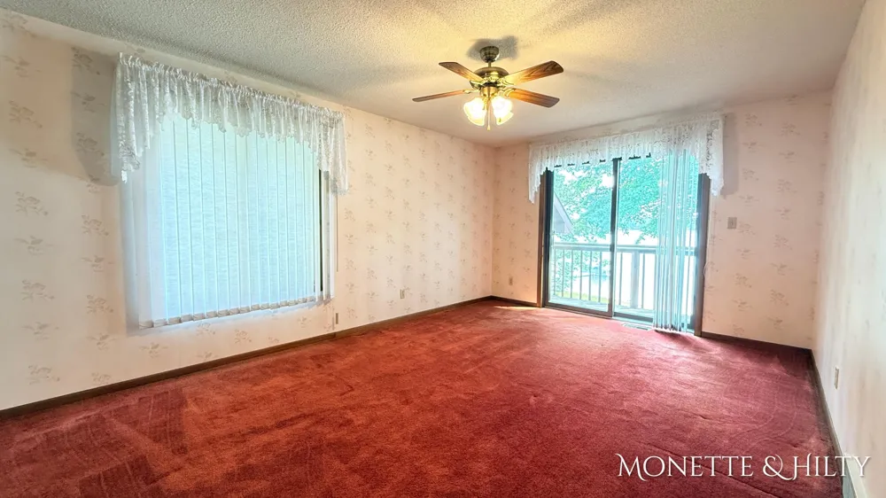 2883 Lakeshore Road Dalton Township, MI 49457