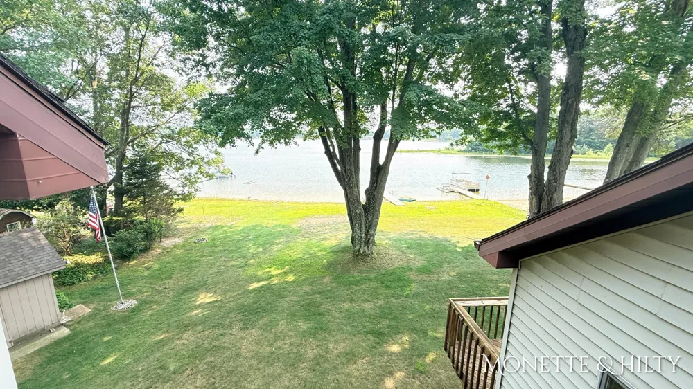 2883 Lakeshore Road Dalton Township, MI 49457