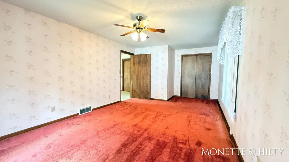 2883 Lakeshore Road Dalton Township, MI 49457