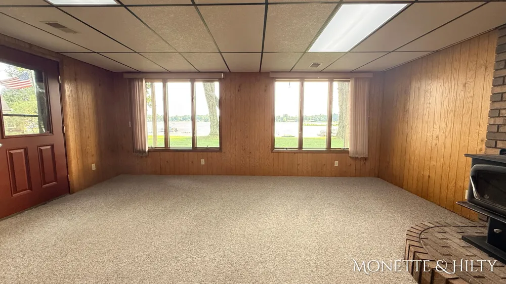 2883 Lakeshore Road Dalton Township, MI 49457