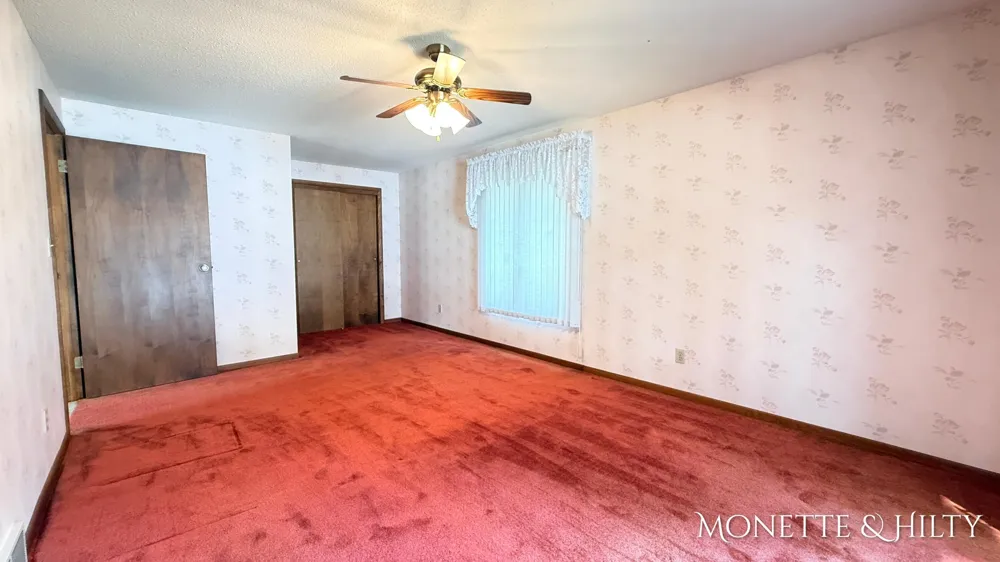 2883 Lakeshore Road Dalton Township, MI 49457