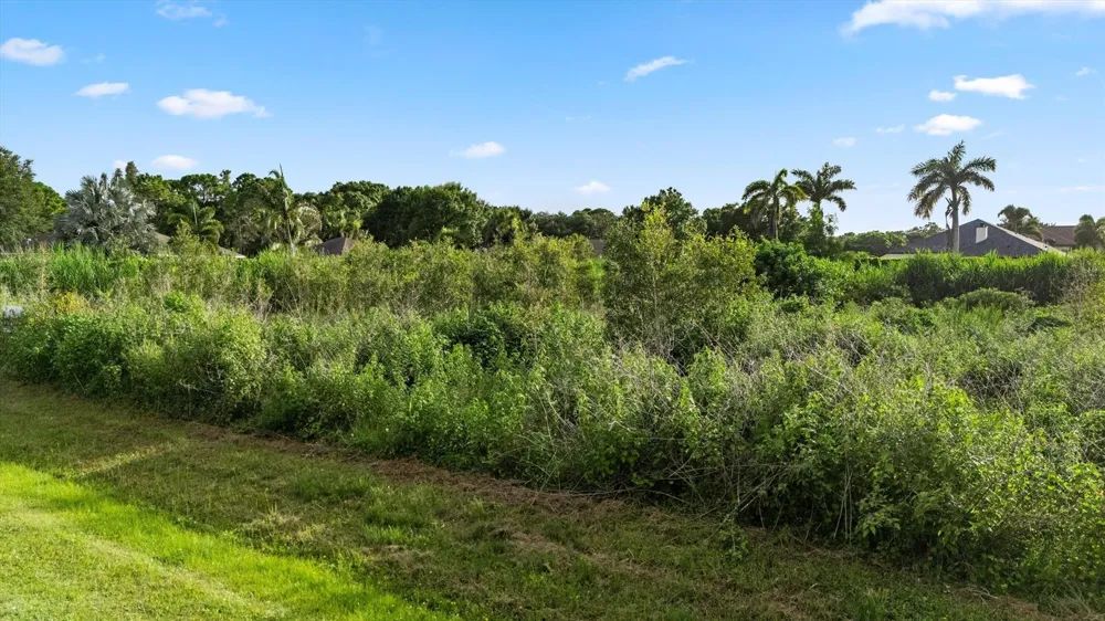 75th Way West Palm Beach, FL 33418