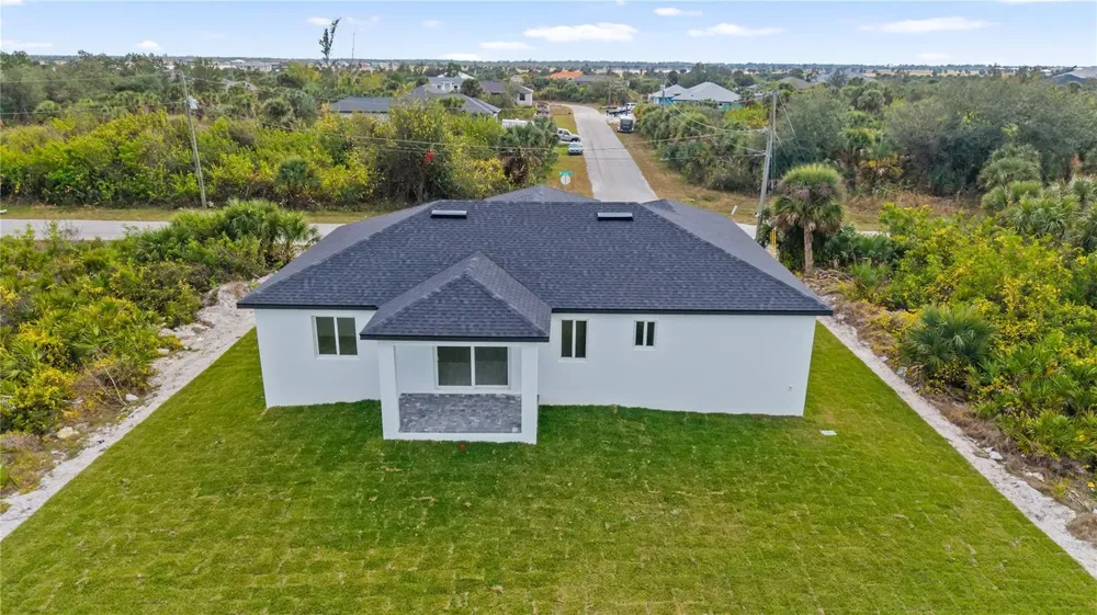 13438 Mcintosh Avenue Port Charlotte, FL 33981