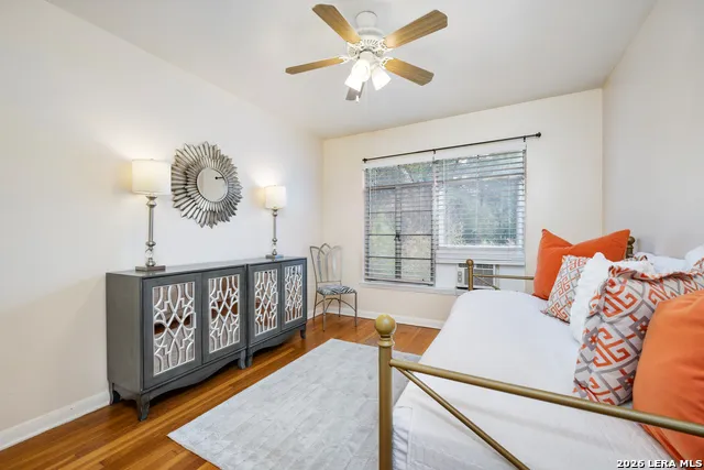 111 GRANDVIEW PL Alamo Heights, TX 78209