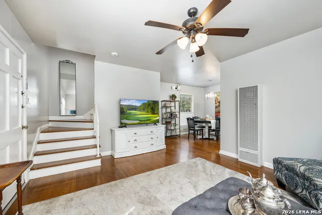 111 GRANDVIEW PL Alamo Heights, TX 78209