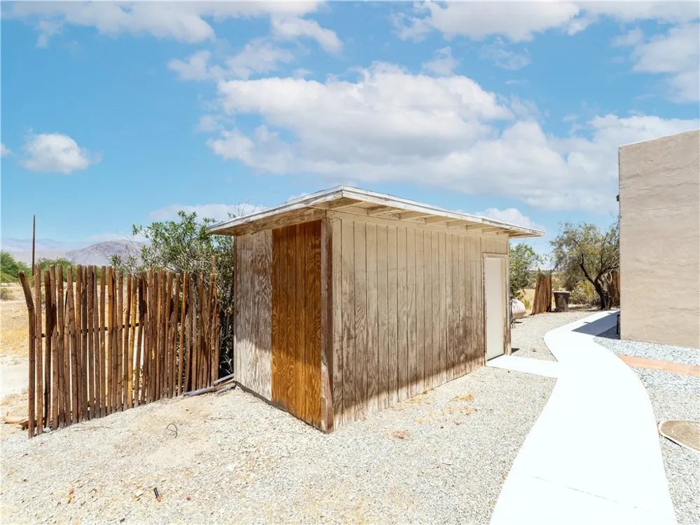 187 Verbena Borrego Springs, CA 92004