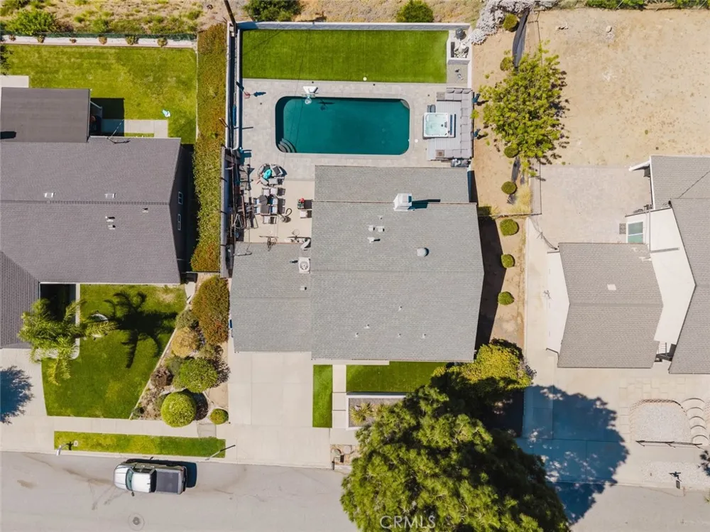 13853 Tucker Avenue Sylmar, CA 91342