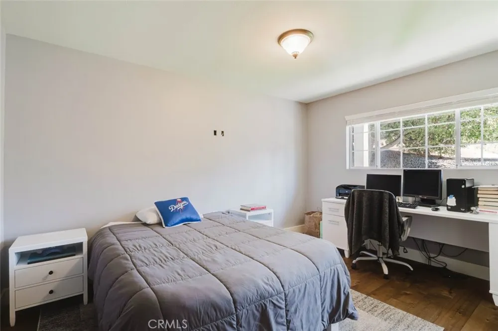 13853 Tucker Avenue Sylmar, CA 91342