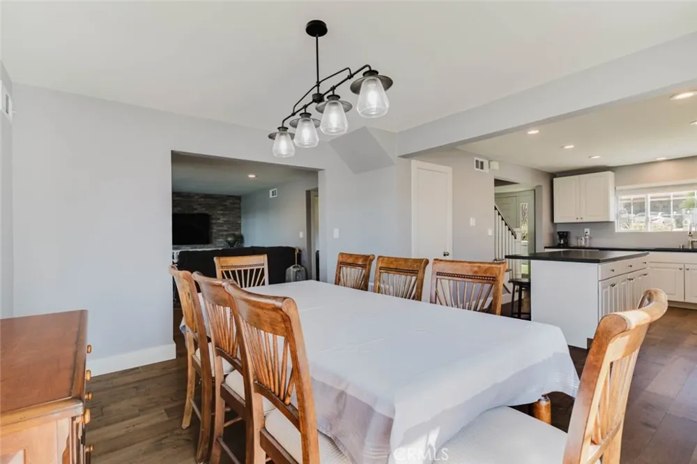 13853 Tucker Avenue Sylmar, CA 91342