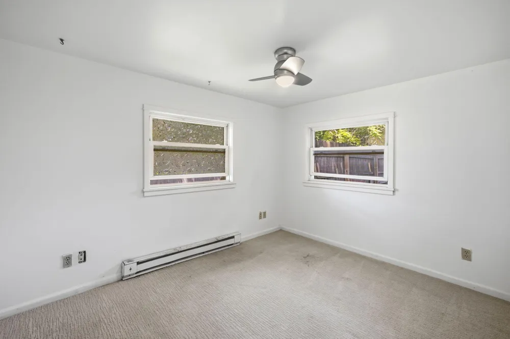 27 S Smith Street New Buffalo, MI 49117
