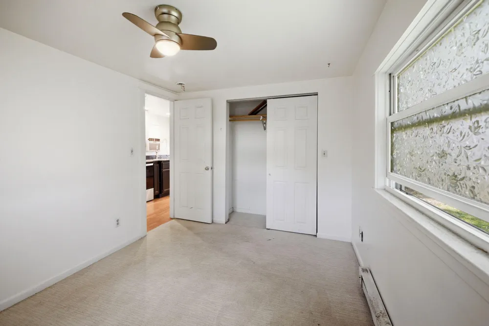 27 S Smith Street New Buffalo, MI 49117