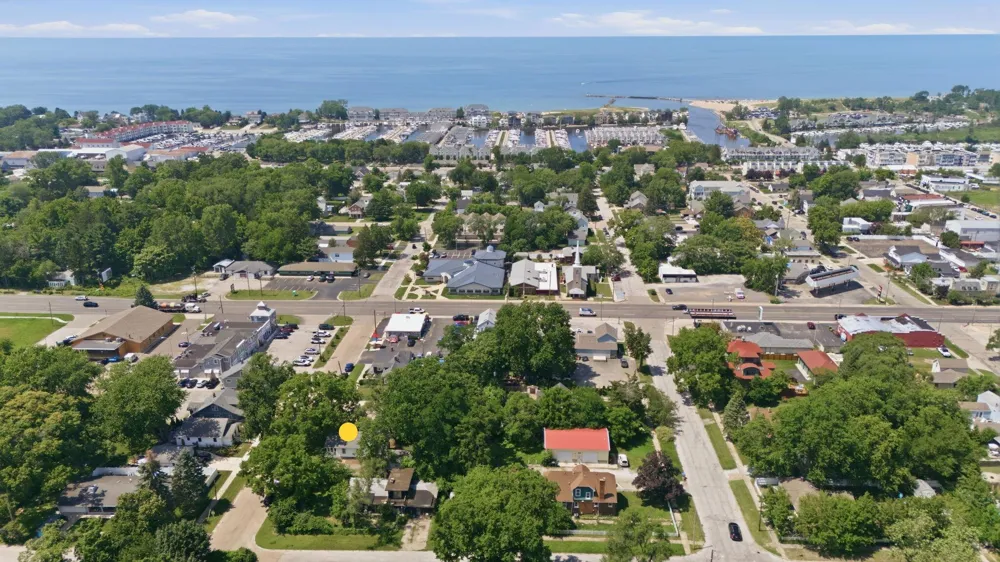 27 S Smith Street New Buffalo, MI 49117