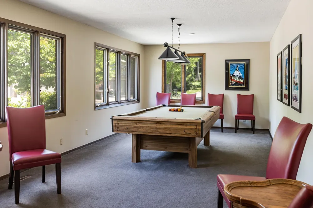 6124 Blake Ridge Road Edina, MN 55436