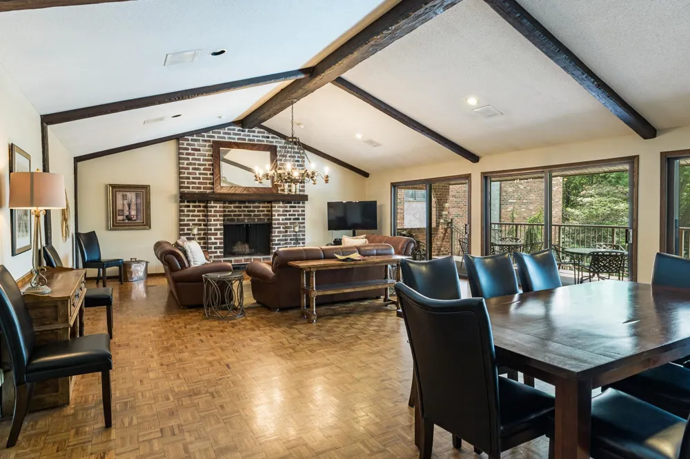 6124 Blake Ridge Road Edina, MN 55436