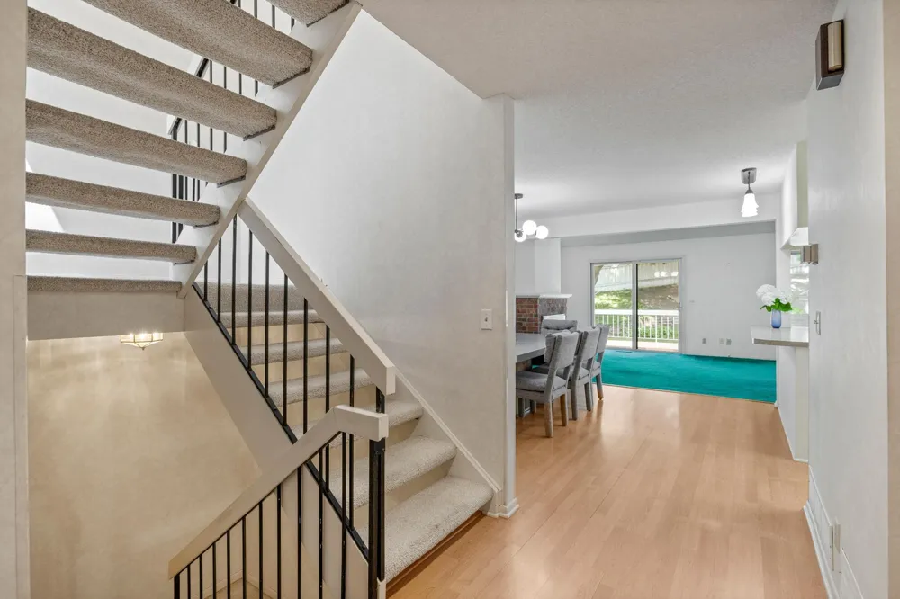 6124 Blake Ridge Road Edina, MN 55436