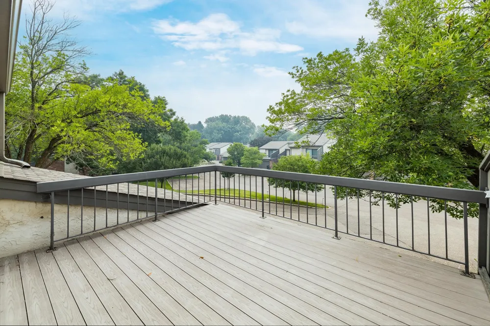 6124 Blake Ridge Road Edina, MN 55436