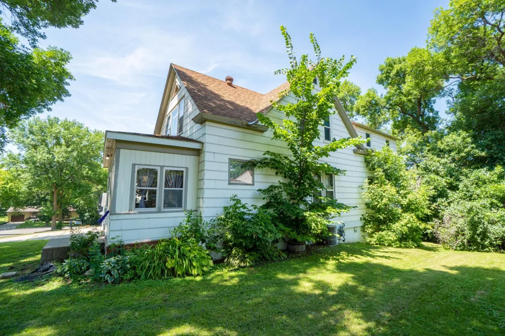 411 E Gustavus Avenue Fergus Falls, MN 56537