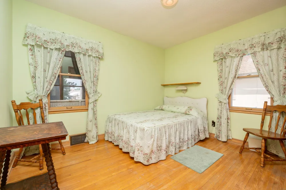 102 5th Street NE Montgomery, MN 56069