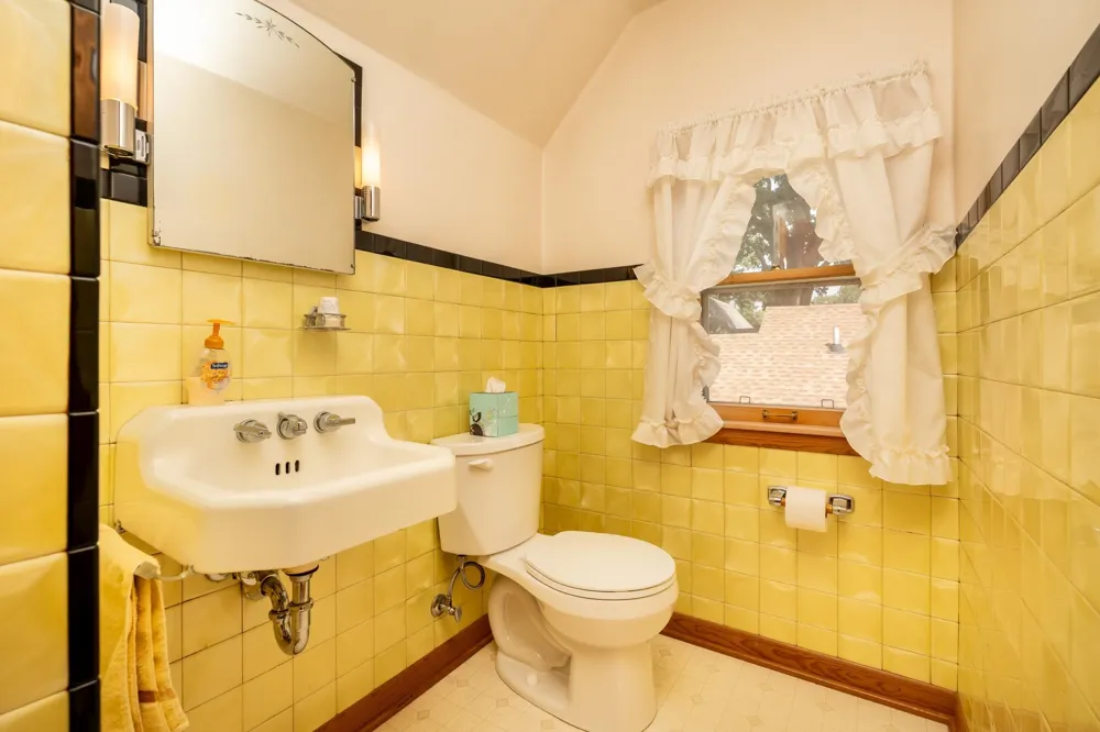 102 5th Street NE Montgomery, MN 56069