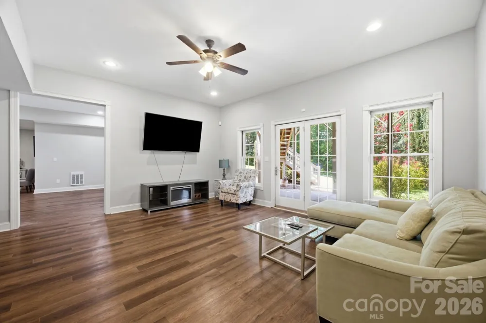 579 Morning Glory Court Lake Wylie, SC 29710