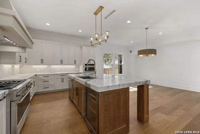 271 RETAMA PL Alamo Heights, TX 78209