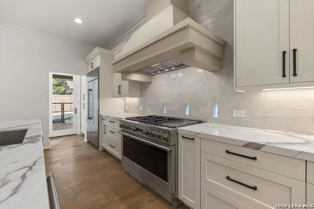 271 RETAMA PL Alamo Heights, TX 78209