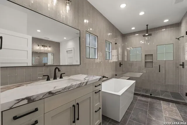 271 RETAMA PL Alamo Heights, TX 78209